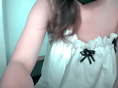 Snapshot of Laogong4 chatting on 10-11-25, 01:09 Laogong4 online show from 10-11-25, 01:09