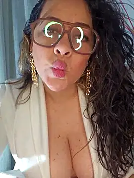 Nicoleefaith  online show from 11-28-25, 12:08