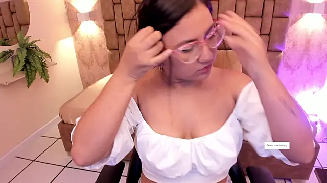 Snapshot of catalovex chatting on 09-11-25, 07:36 catalovex online show from 09-11-25, 07:36