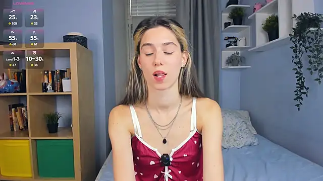 AntonettaTarring online show from 10-10-25, 07:29