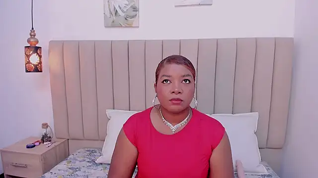 Snapshot of Afrodita_de_amor chatting on 09-27-25, 11:37 Afrodita de amor online show from 09-27-25, 11:37