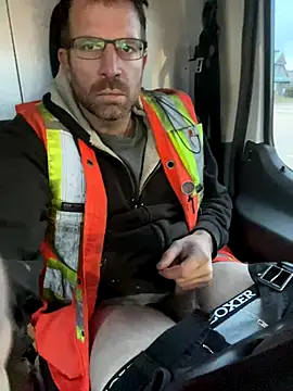 Snapshot of kyle_YEG chatting on 11-12-25, 11:47 kyle YEG online show from 11-12-25, 11:47