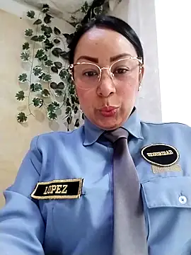 Snapshot of CRISTAL__11 chatting on 09-30-25, 01:05 CRISTAL 11 online show from 09-30-25, 01:05