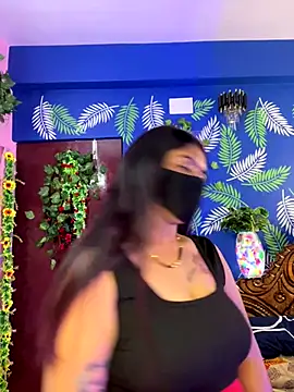 V-Hot-Sweti online show from 12-19-25, 04:25