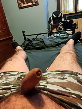 Snapshot of __Mike___ chatting on 03-03-26, 02:01 Mike online show from 03-03-26, 02:01