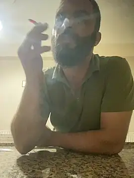 Snapshot of banuemre28 chatting on 06-23-26, 07:12 banuemre28 online show from 06-23-26, 07:12