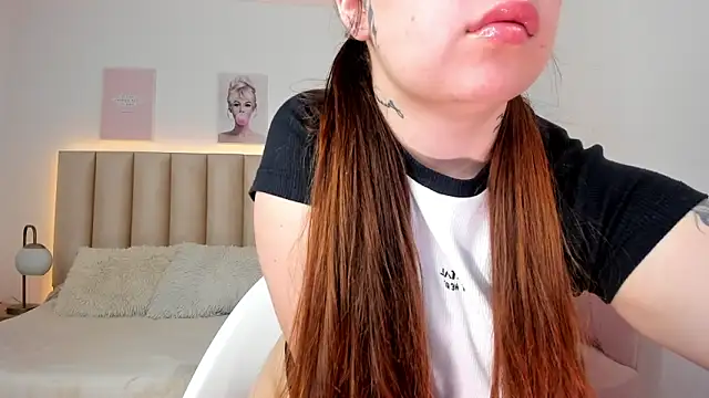 Snapshot of melissa_es chatting on 10-03-25, 12:24 melissa es online show from 10-03-25, 12:24