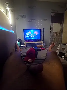 Snapshot of NikkyRider chatting on 12-14-25, 02:06 NikkyRider online show from 12-14-25, 02:06