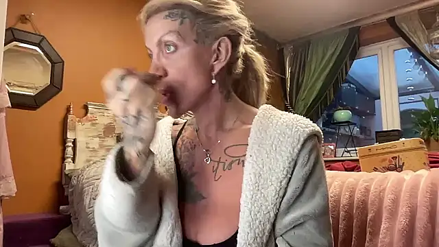 xl uk top trans online show from 01-13-26, 09:03