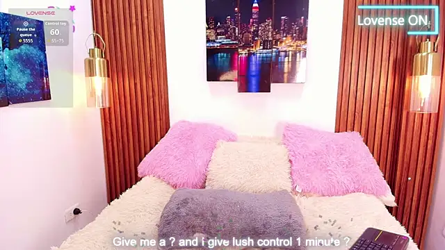 Snapshot of Emily_Vaughan chatting on 10-02-25, 03:24 Emily Vaughan online show from 10-02-25, 03:24