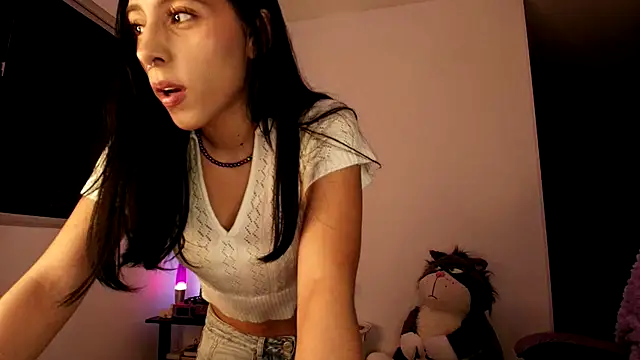 violethun  online show from 10-11-25, 05:17