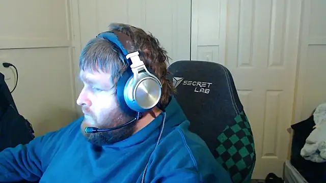 Snapshot of NeedyGlister chatting on 09-24-25, 02:04 NeedyGlister online show from 09-24-25, 02:04