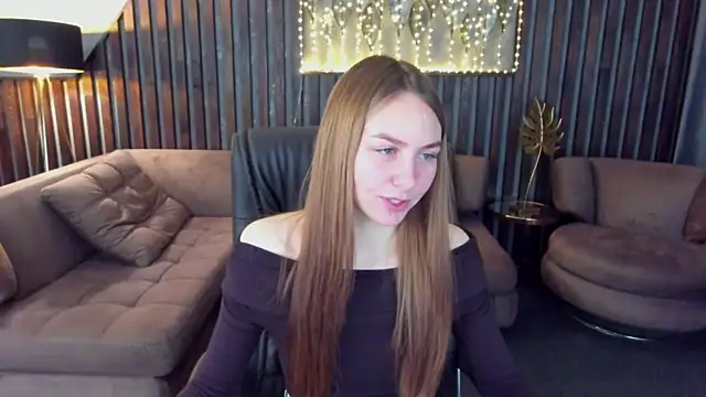 Snapshot of MilaAddams chatting on 05-13-26, 05:38 MilaAddams online show from 05-13-26, 05:38