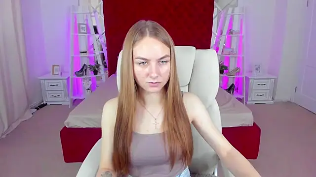 Snapshot of MilaAddams chatting on 05-21-26, 11:39 MilaAddams online show from 05-21-26, 11:39