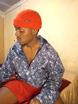 Snapshot of Hluga_25 chatting on 09-23-25, 05:05 Hluga 25 online show from 09-23-25, 05:05