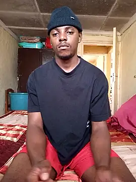 Snapshot of Hluga_25 chatting on 01-13-26, 06:08 Hluga 25 online show from 01-13-26, 06:08