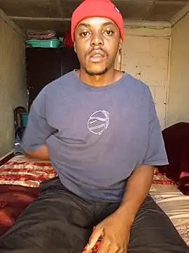 Snapshot of Hluga_25 chatting on 02-18-26, 04:30 Hluga 25 online show from 02-18-26, 04:30