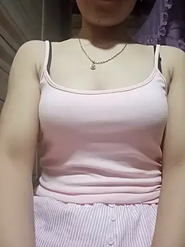 Snapshot of LucyyLy chatting on 06-24-26, 11:04 LucyyLy online show from 06-24-26, 11:04