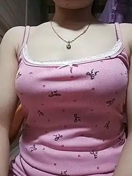 Snapshot of LucyyLy chatting on 07-29-26, 11:41 LucyyLy online show from 07-29-26, 11:41