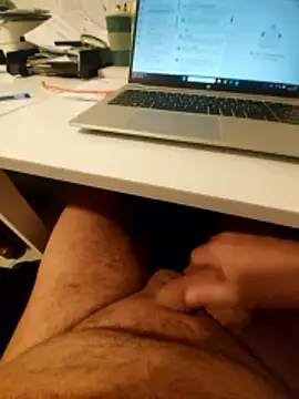 Snapshot of hpp66 chatting on 01-15-26, 07:02 hpp66 online show from 01-15-26, 07:02