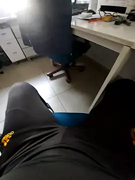 Snapshot of hpp66 chatting on 02-26-26, 05:12 hpp66 online show from 02-26-26, 05:12