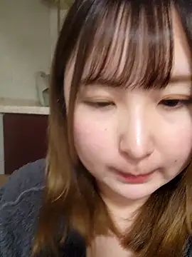 Snapshot of --MIYUKI chatting on 02-22-26, 11:31 --MIYUKI online show from 02-22-26, 11:31