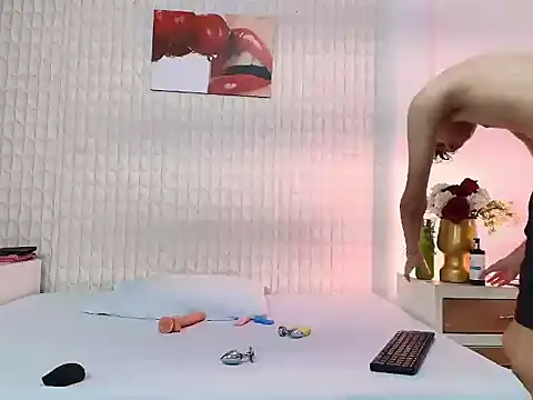 LuigiMarchetti online show from 11-11-25, 07:03