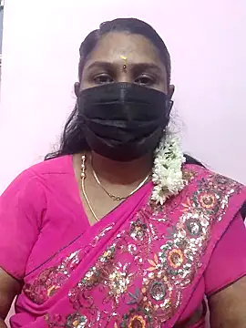 Snapshot of Tamil_Azhaghi25 chatting on 09-21-25, 03:46 Tamil Azhaghi25 online show from 09-21-25, 03:46