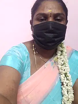 Snapshot of Tamil_Azhaghi25 chatting on 09-22-25, 04:42 Tamil Azhaghi25 online show from 09-22-25, 04:42