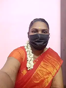 Snapshot of Tamil_Azhaghi25 chatting on 09-24-25, 04:43 Tamil Azhaghi25 online show from 09-24-25, 04:43