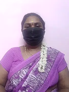 Snapshot of Tamil_Azhaghi25 chatting on 09-25-25, 04:32 Tamil Azhaghi25 online show from 09-25-25, 04:32