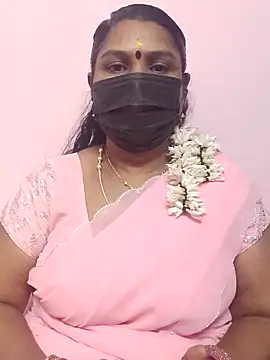 Snapshot of Tamil_Azhaghi25 chatting on 09-28-25, 05:18 Tamil Azhaghi25 online show from 09-28-25, 05:18