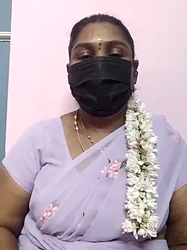 Snapshot of Tamil_Azhaghi25 chatting on 09-30-25, 04:45 Tamil Azhaghi25 online show from 09-30-25, 04:45