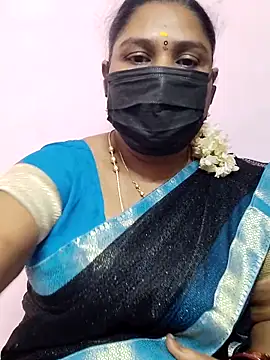 Snapshot of Tamil_Azhaghi25 chatting on 10-02-25, 05:53 Tamil Azhaghi25 online show from 10-02-25, 05:53