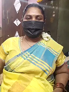 Snapshot of Tamil_Azhaghi25 chatting on 10-04-25, 05:22 Tamil Azhaghi25 online show from 10-04-25, 05:22