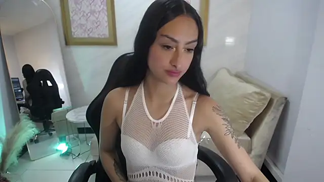 Snapshot of Tifany_v chatting on 09-26-25, 08:13 Tifany v online show from 09-26-25, 08:13