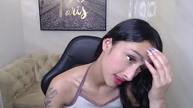 Snapshot of Tifany_v chatting on 10-12-25, 01:15 Tifany v online show from 10-12-25, 01:15