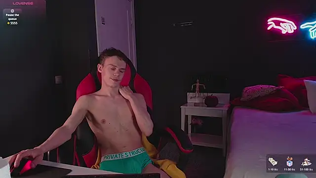 Brad Myles online show from 10-22-25, 02:39