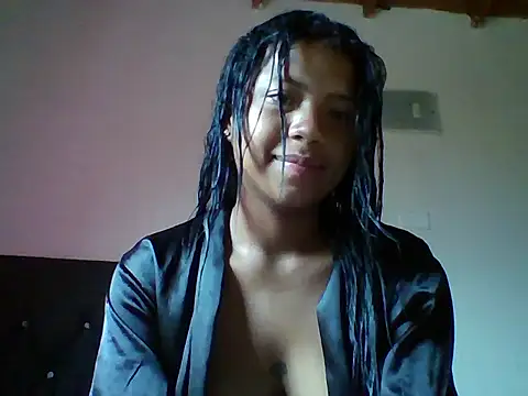 Snapshot of Gema_shiny chatting on 10-11-25, 07:34 Gema shiny online show from 10-11-25, 07:34