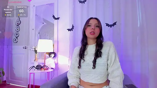 AnniieCooper online show from 10-27-25, 01:37