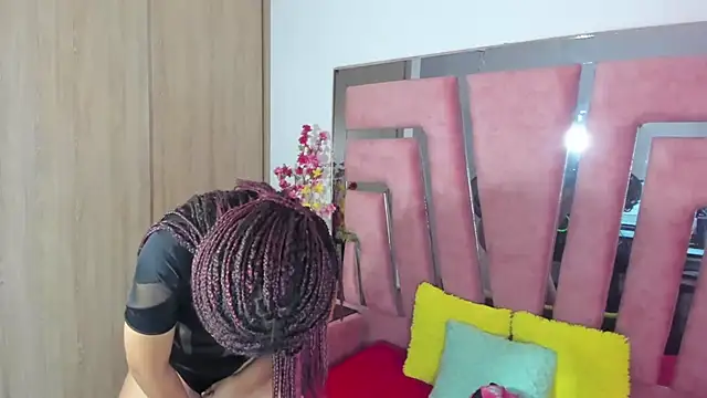 MaraKarly online show from 10-09-25, 07:45