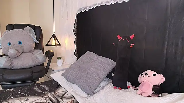 IvyBelle  online show from 04-09-26, 11:26