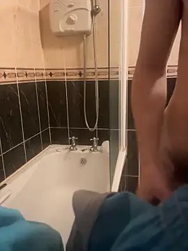 Snapshot of PayForThePaddy chatting on 10-29-25, 08:10 PayForThePaddy online show from 10-29-25, 08:10