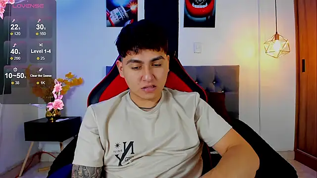 Nicolas James Sc online show from 11-18-25, 03:05