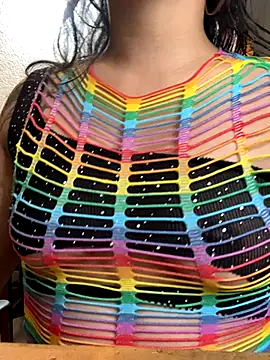 Snapshot of alix_beltran chatting on 09-25-25, 01:42 alix beltran online show from 09-25-25, 01:42