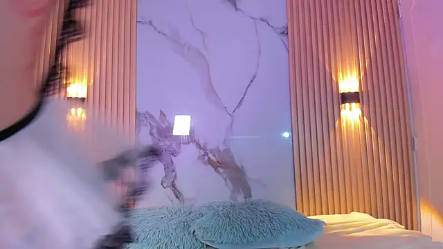 Snapshot of Alana_333 chatting on 10-10-25, 11:53 Alana 333 online show from 10-10-25, 11:53