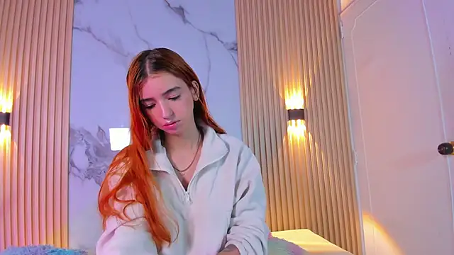 Snapshot of Alana_333 chatting on 11-19-25, 11:10 Alana 333 online show from 11-19-25, 11:10