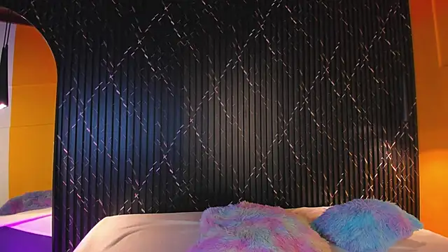 Snapshot of Alana_333 chatting on 11-23-25, 03:34 Alana 333 online show from 11-23-25, 03:34