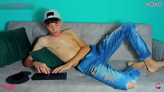 Maikol Ortiz online show from 09-25-25, 12:53