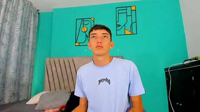 Maikol Ortiz online show from 04-21-26, 12:55